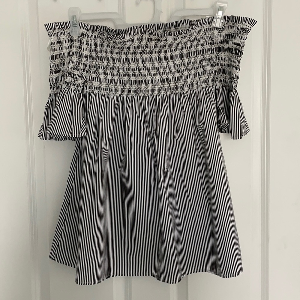 Stretchy Off-the-Shoulder Blouse B&W Stripes